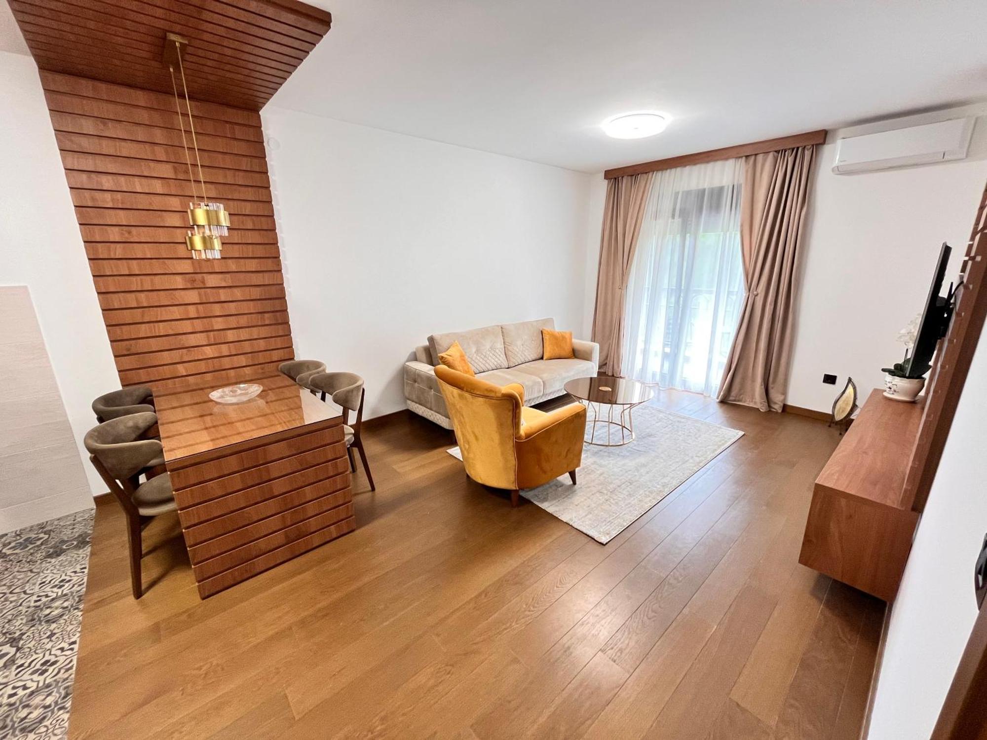 Apartments Tulip Podgorica Buitenkant foto